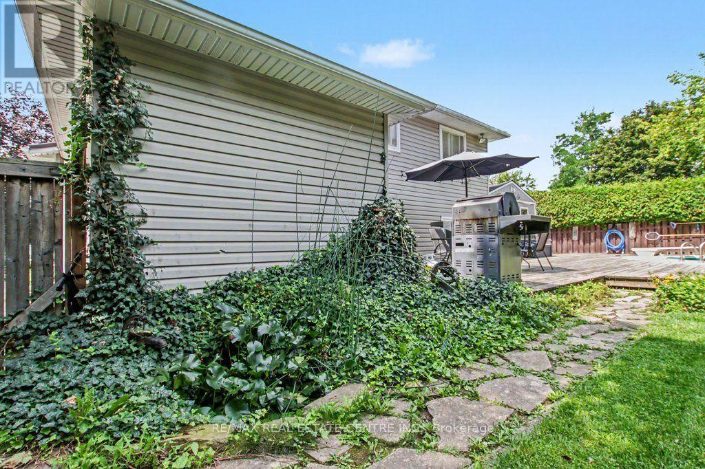 806 Hudson Court Property Photo 40