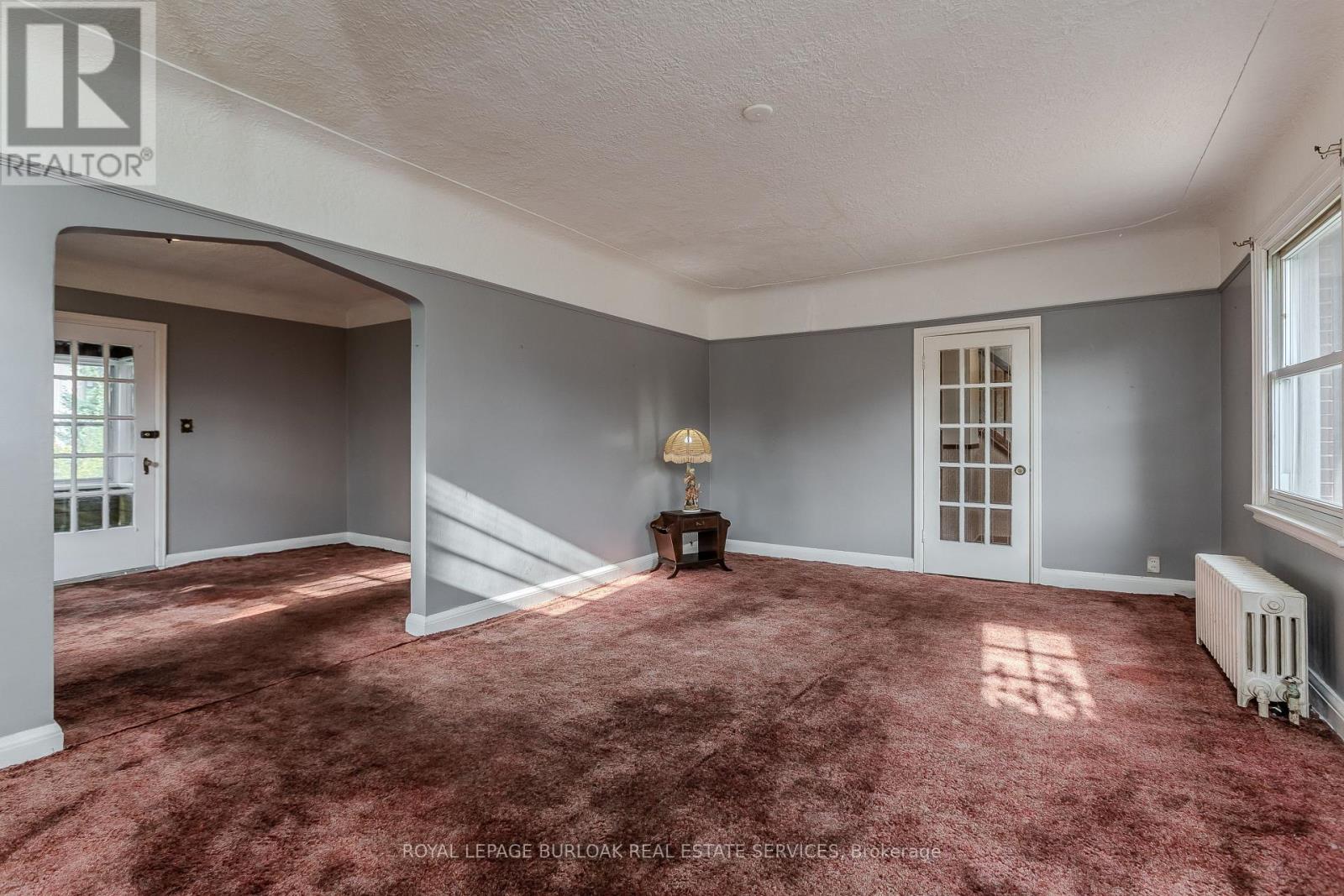 2104 Emerald Crescent Property Photo 12