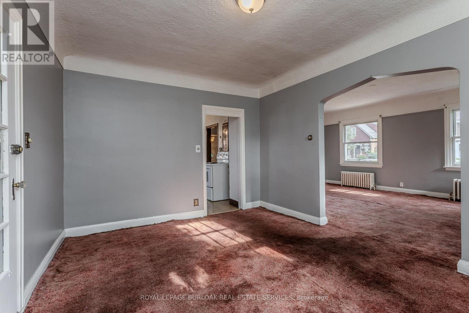 2104 Emerald Crescent Property Photo 14