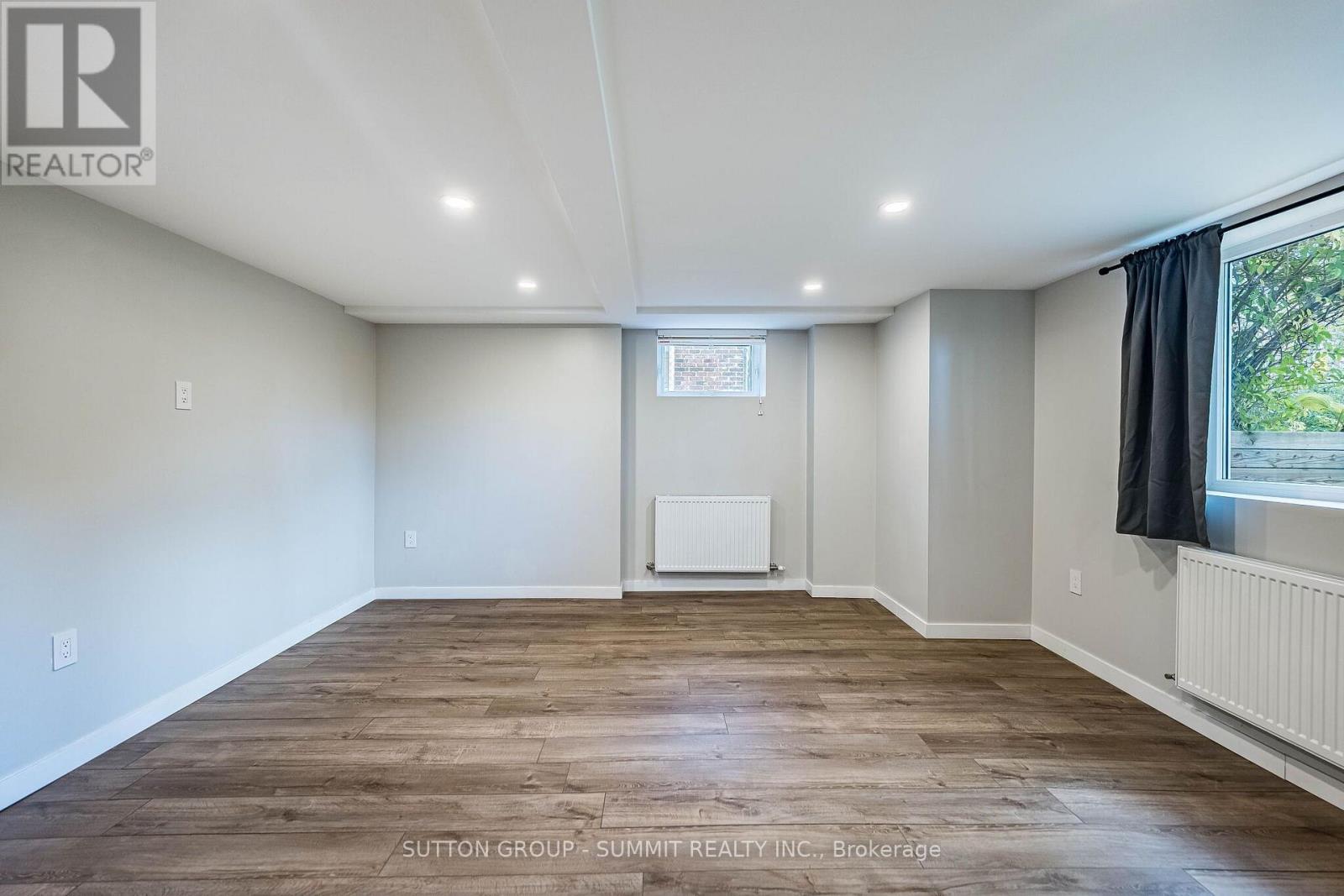 32 Ellis Avenue Property Photo 20