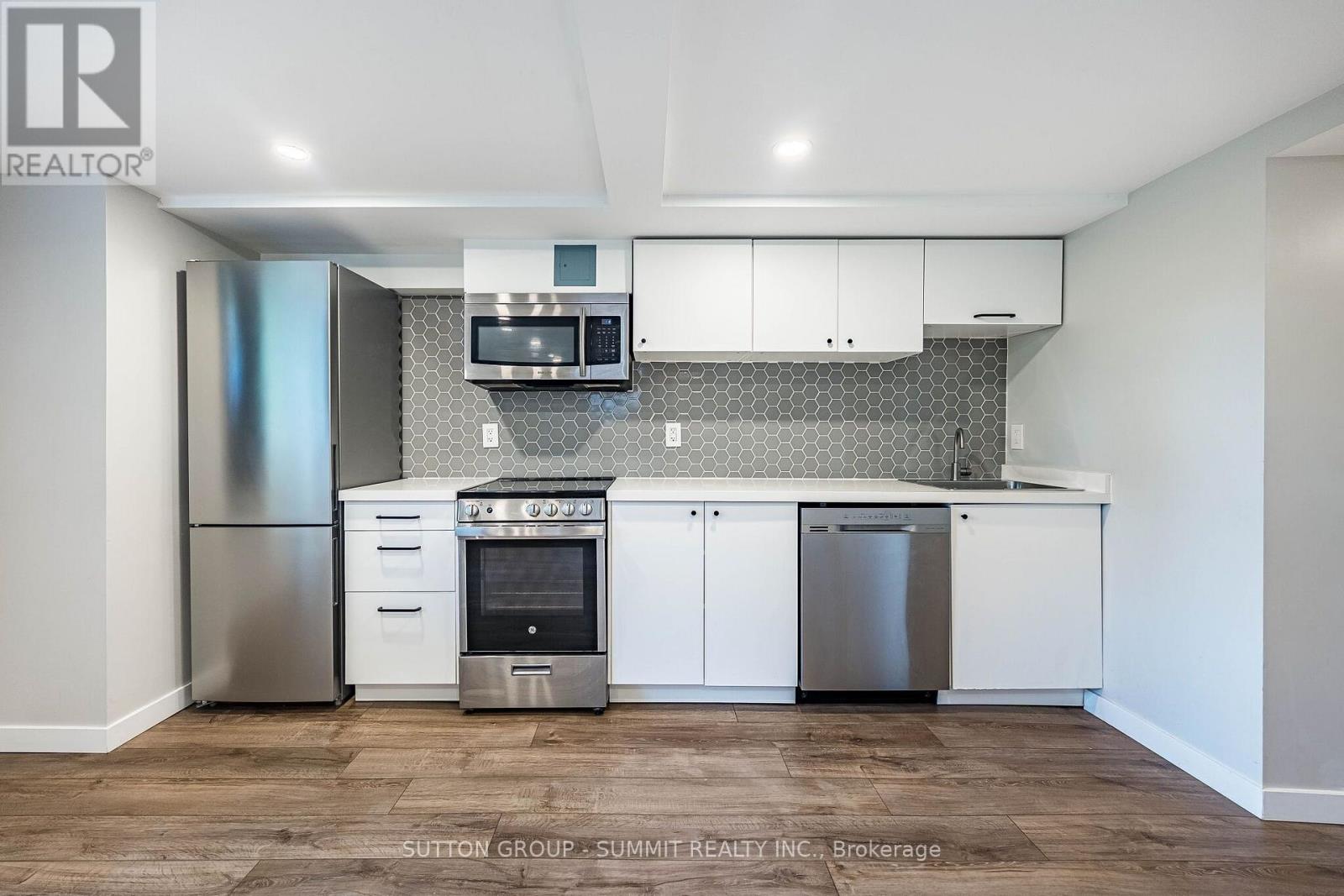 32 Ellis Avenue Property Photo 22