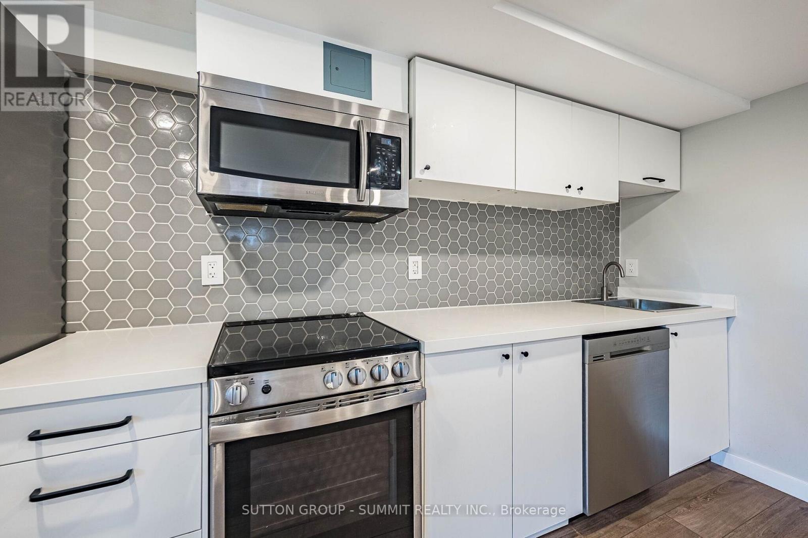 32 Ellis Avenue Property Photo 26