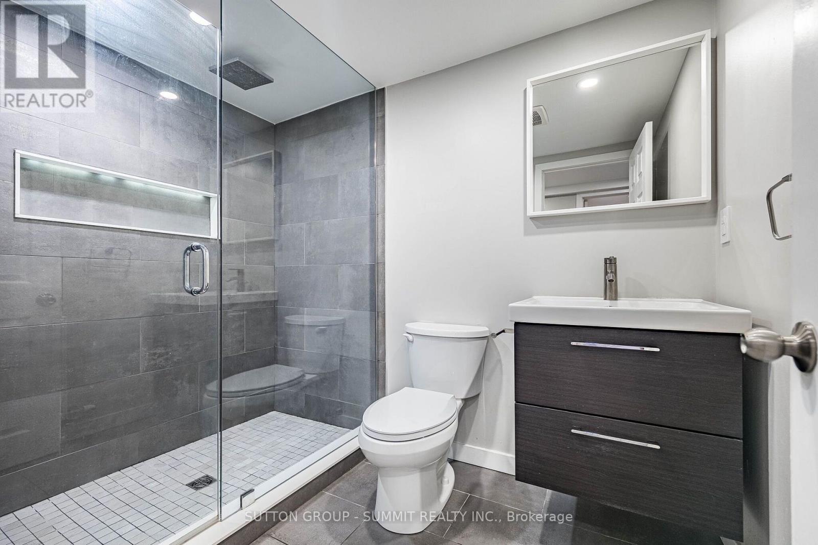 32 Ellis Avenue Property Photo 36