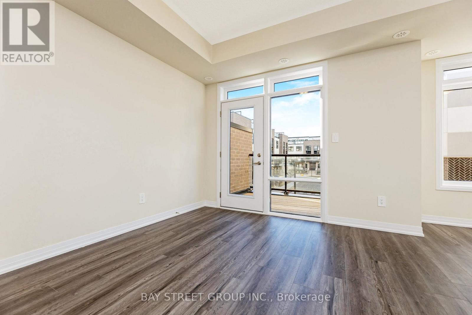 111 - 1573 Rose Way Property Photo 3