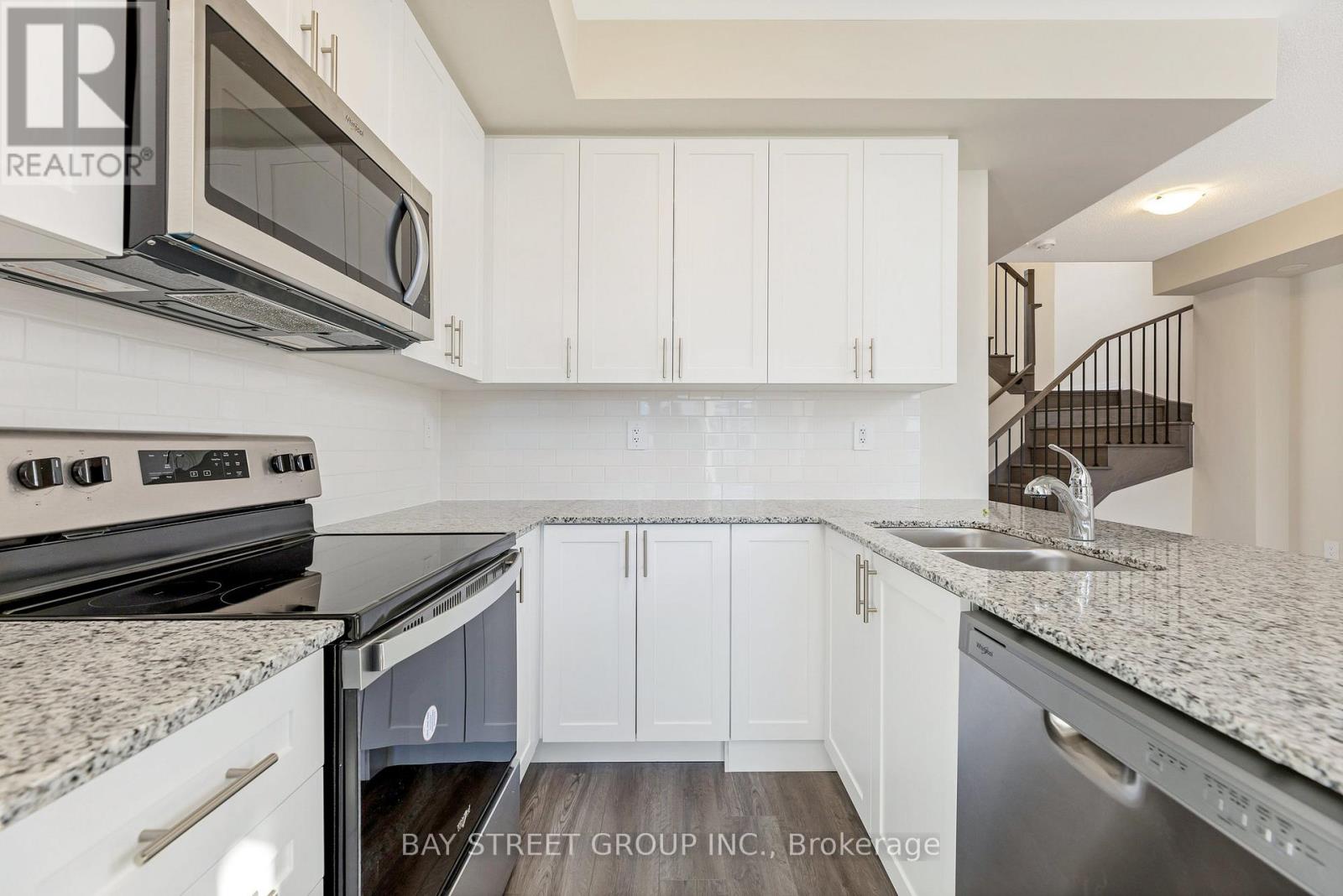 111 - 1573 Rose Way Property Photo 6
