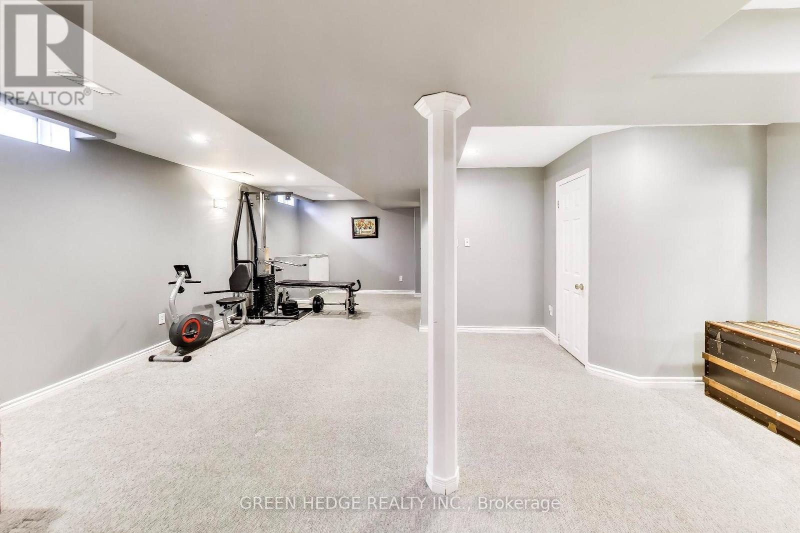 37 Hurst Street Property Photo 30