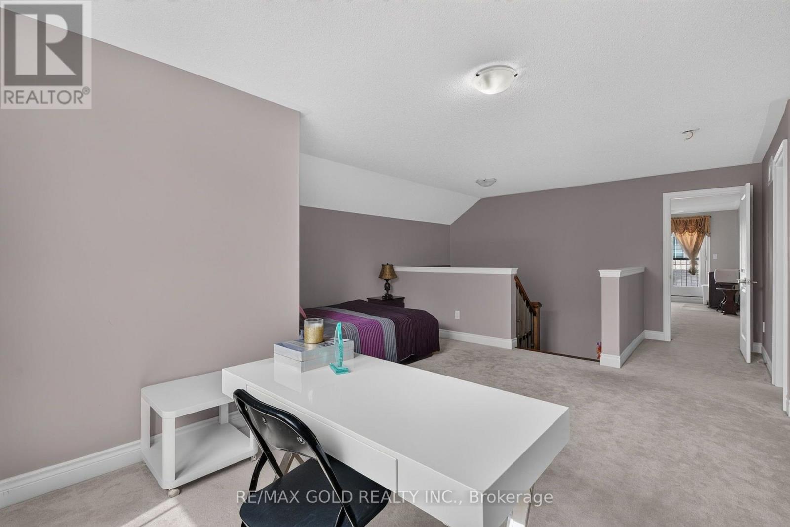 6 Ayrshire Court Property Photo 31