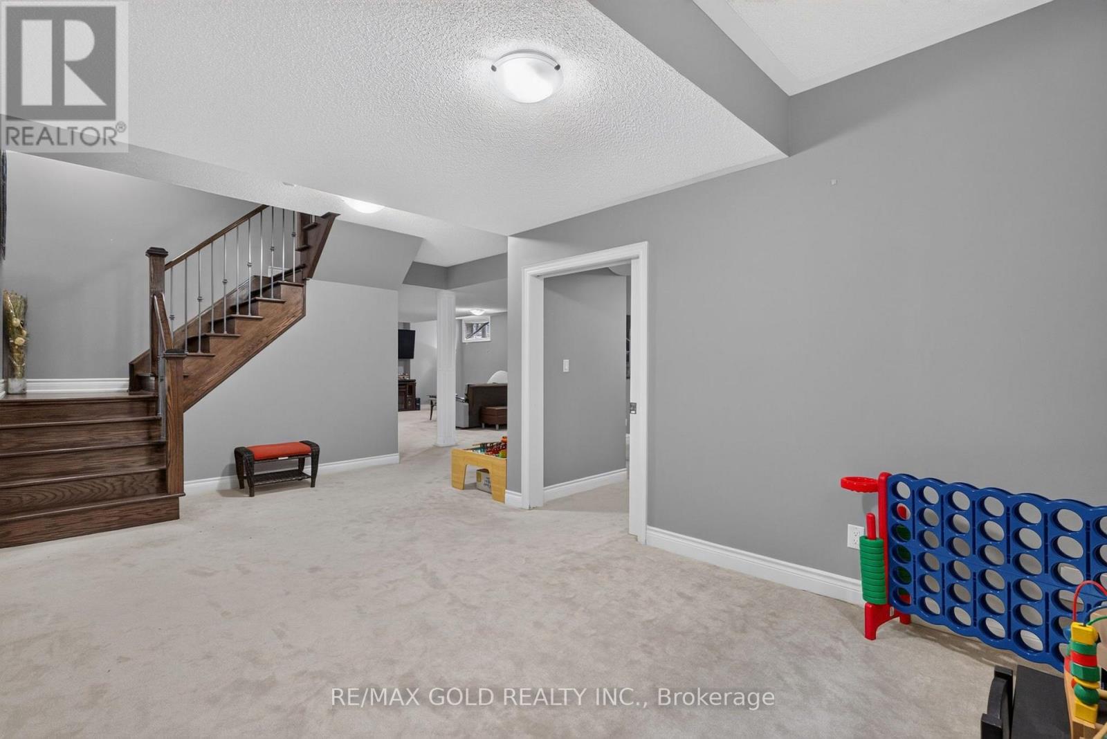 6 Ayrshire Court Property Photo 35