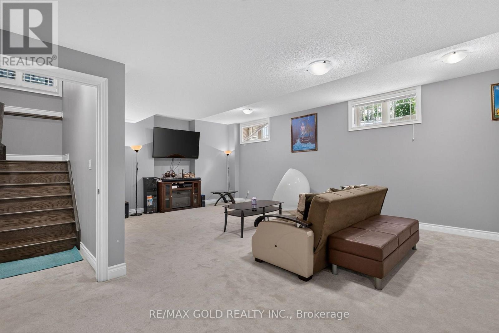 6 Ayrshire Court Property Photo 39