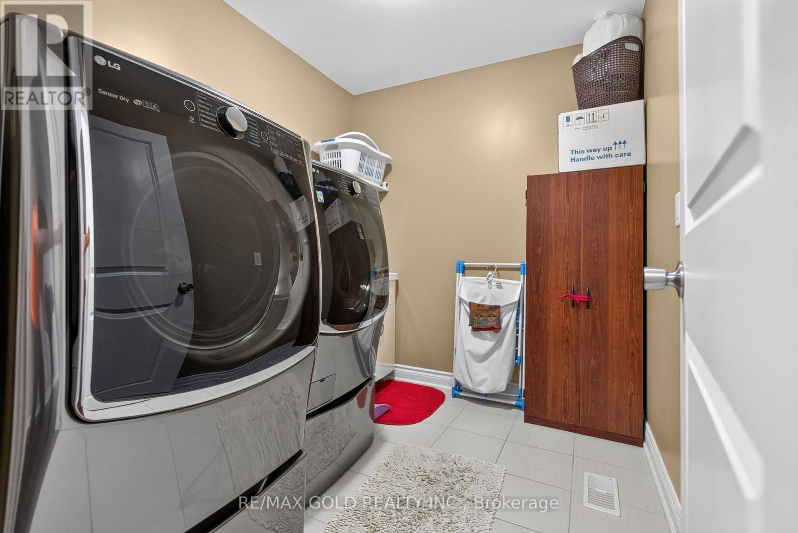 6 Ayrshire Court Property Photo 43