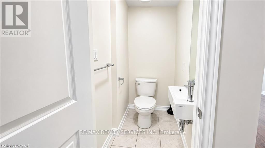 4 - 2205 Lillykin Street Property Photo 10