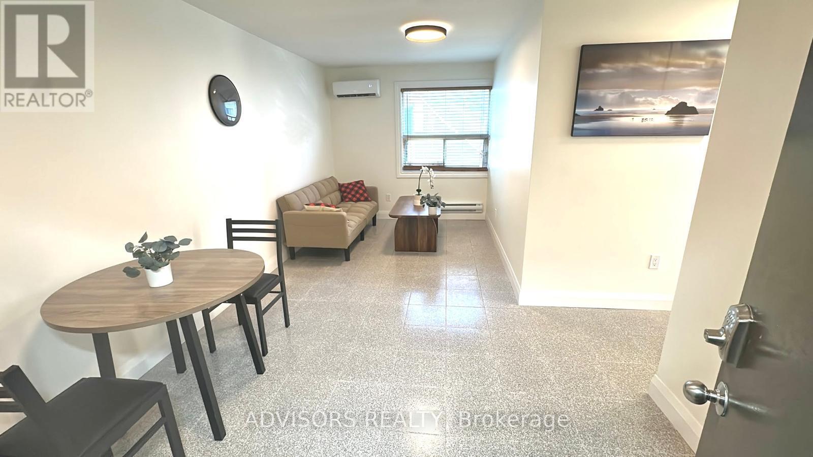 4 - 3717 Lakeshore Boulevard W Property Photo 1
