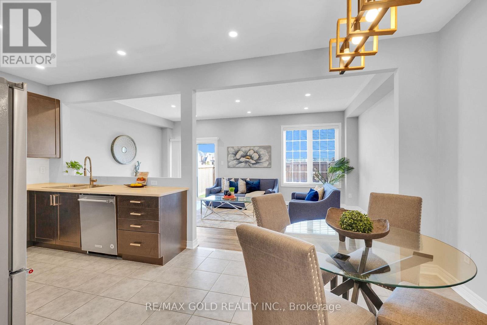 617 Mockridge Terrace Property Photo 8