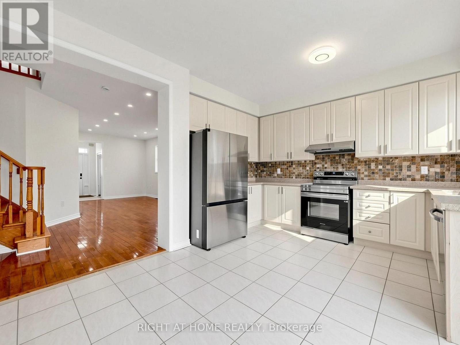 5817 Whitehorn Avenue Property Photo 12