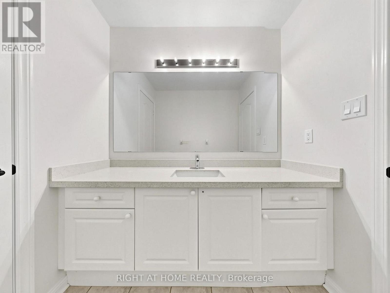 5817 Whitehorn Avenue Property Photo 31