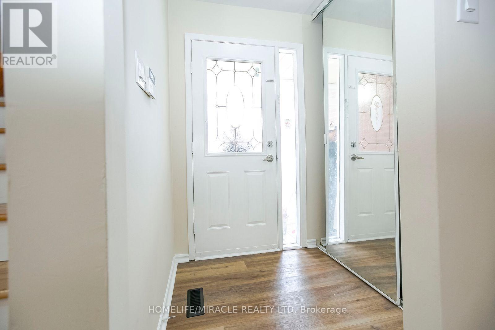 33 Adam Street Property Photo 4