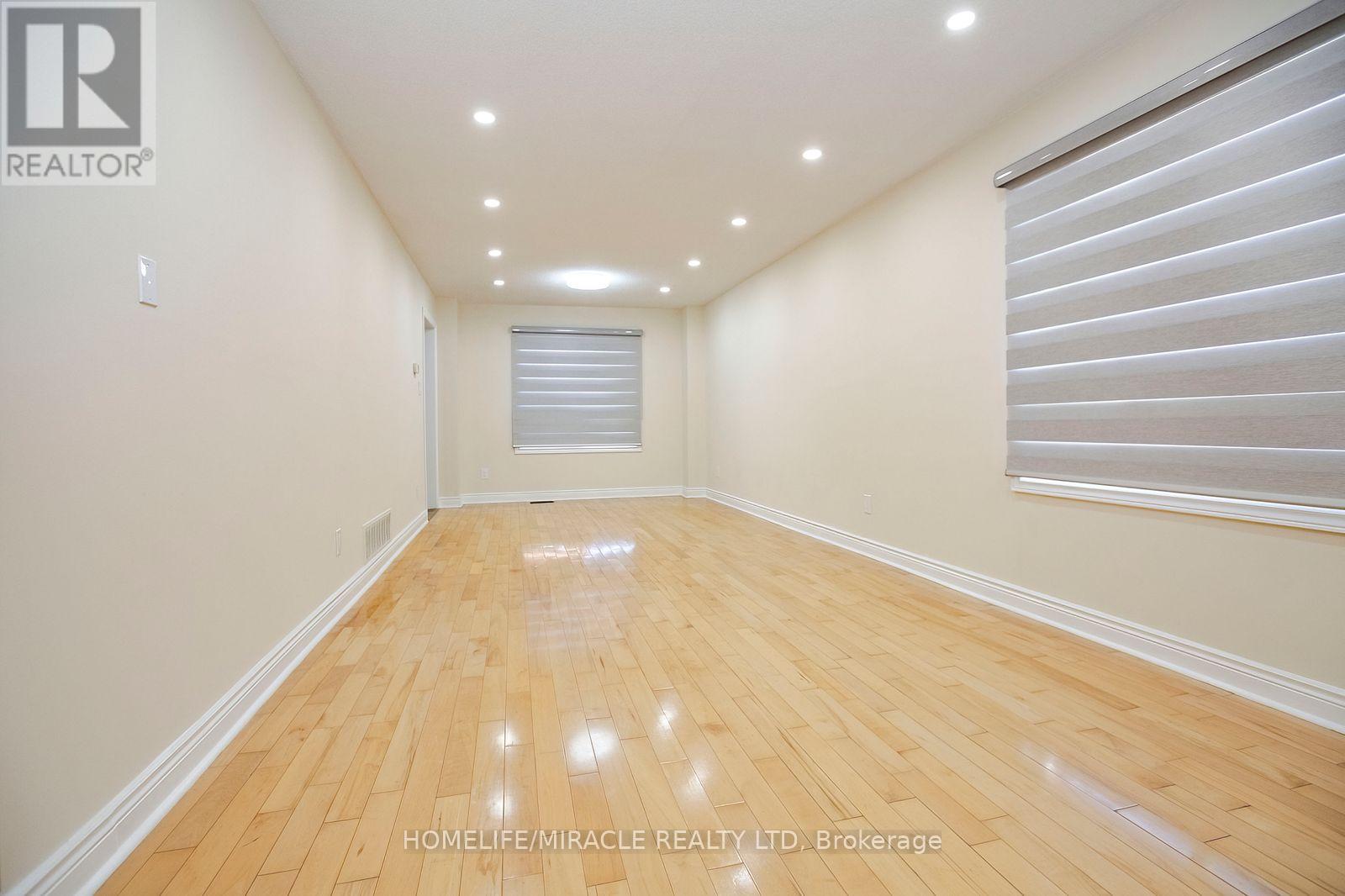 33 Adam Street Property Photo 6