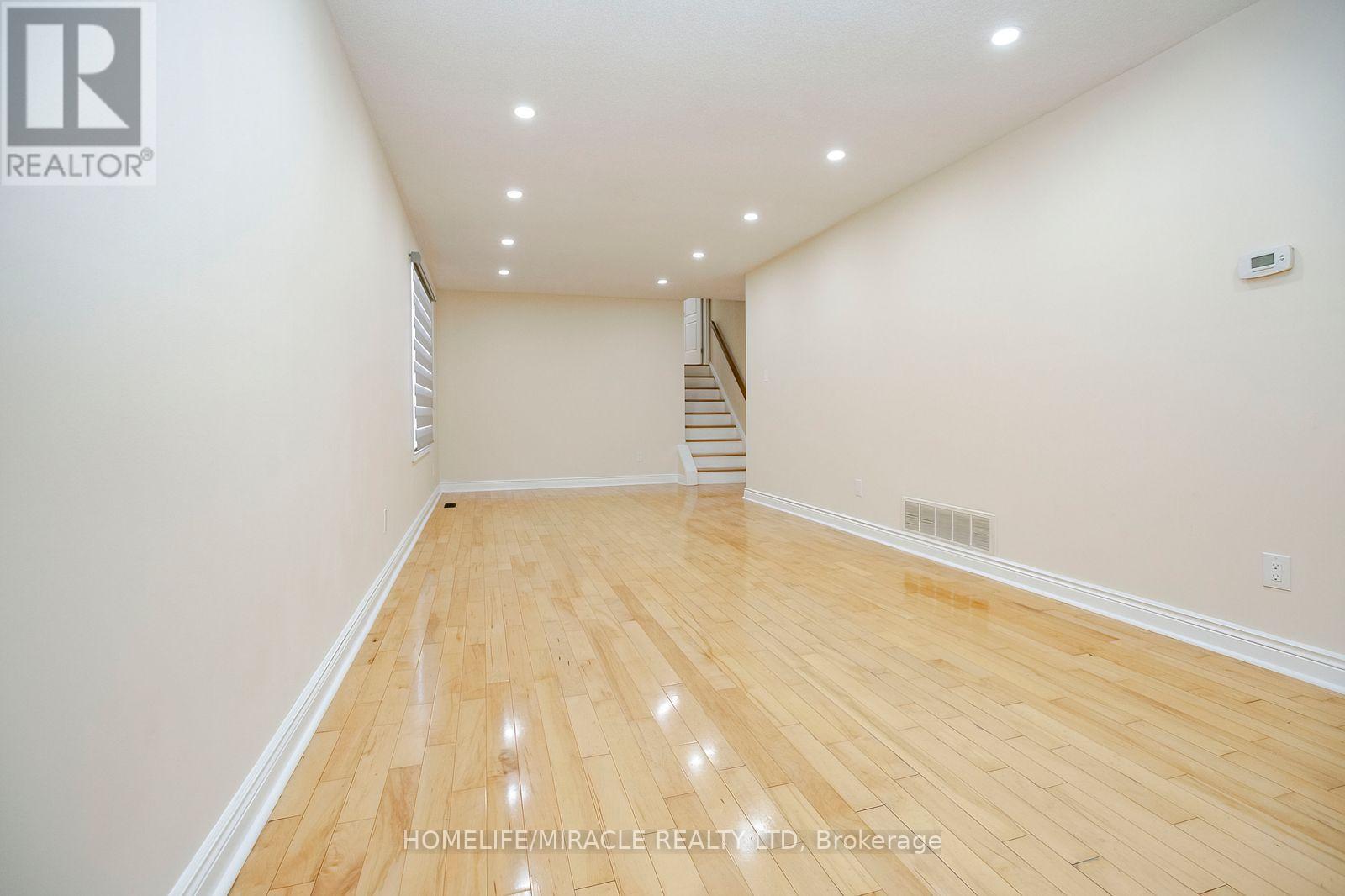 33 Adam Street Property Photo 7