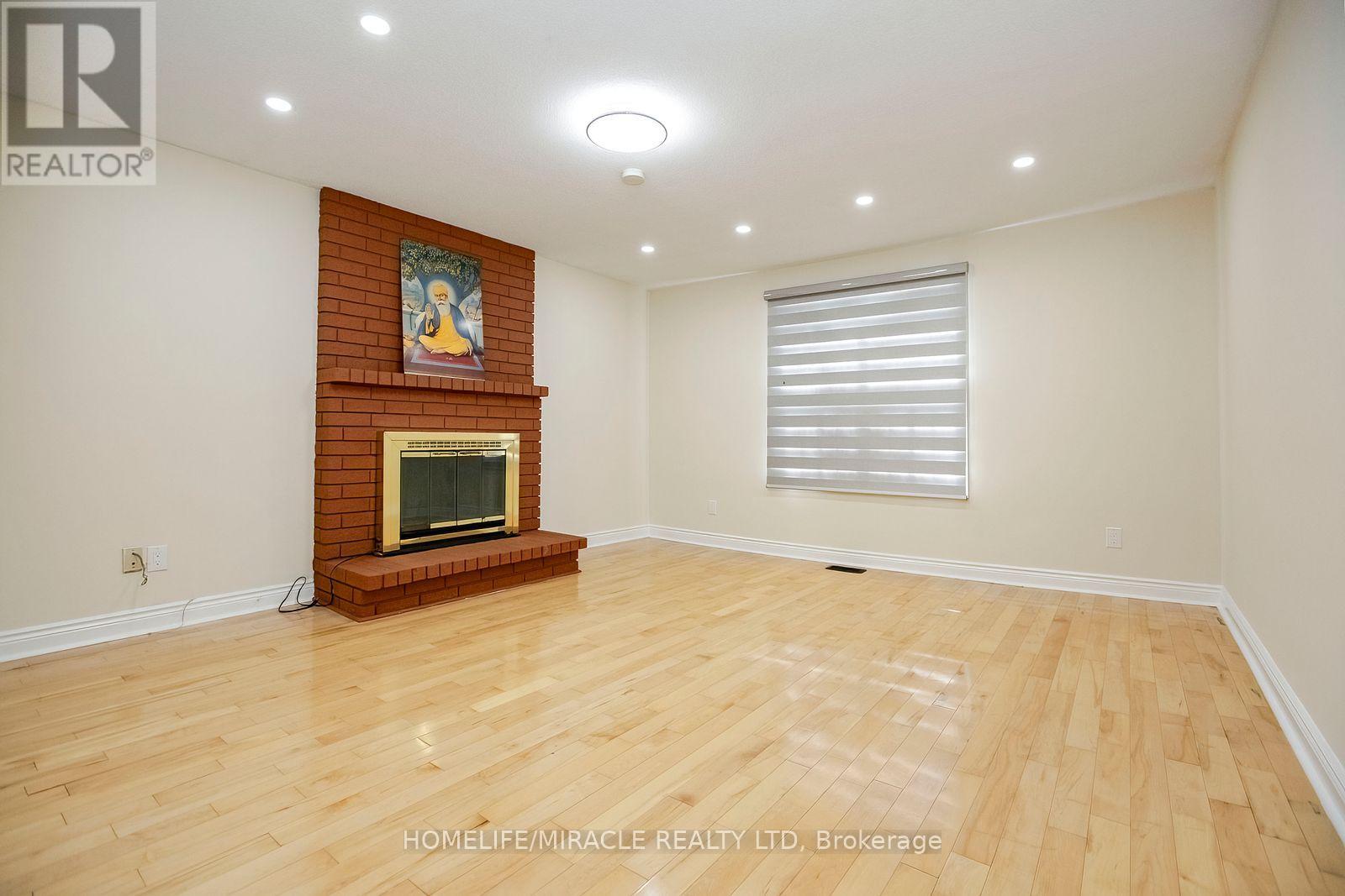 33 Adam Street Property Photo 16