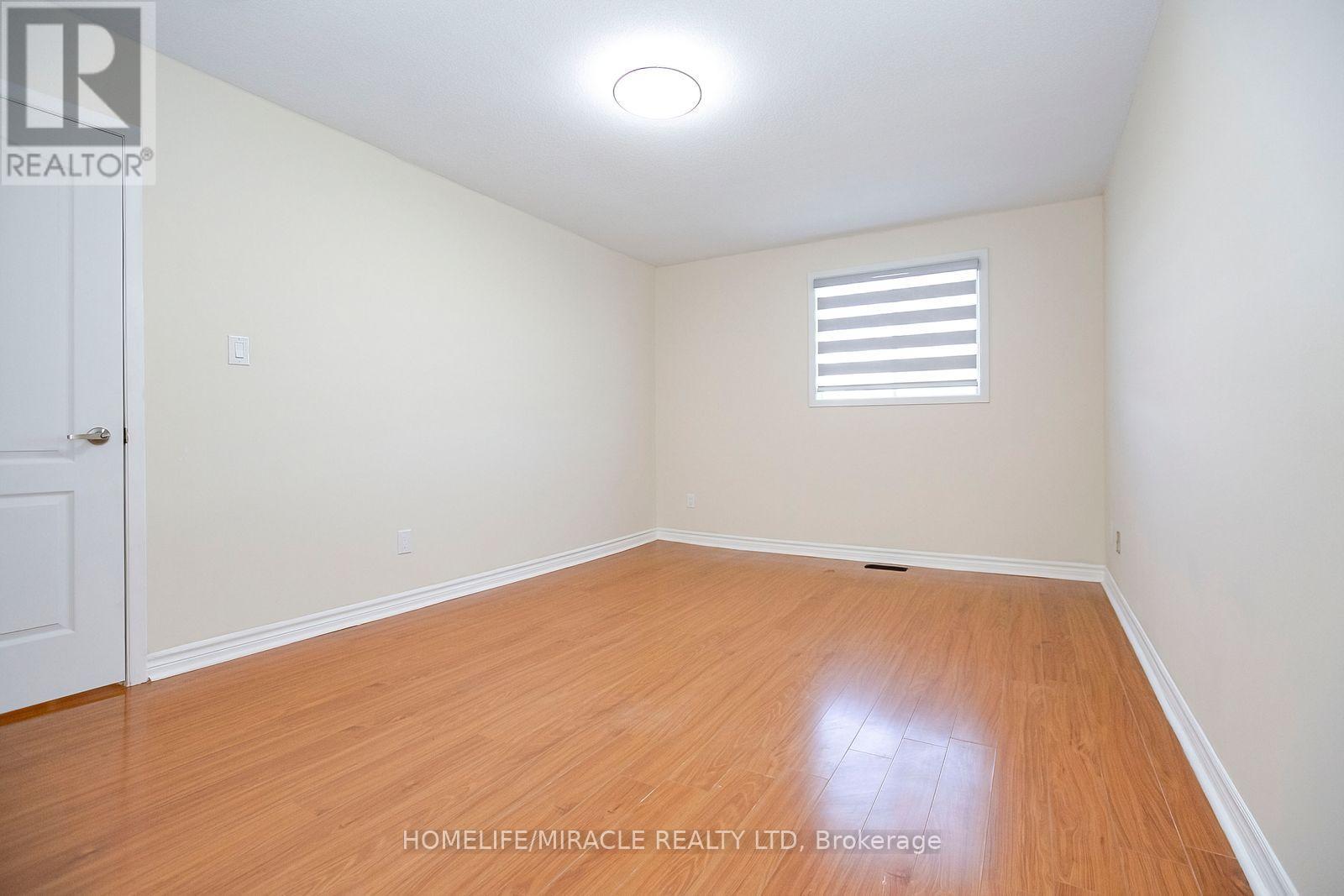 33 Adam Street Property Photo 22