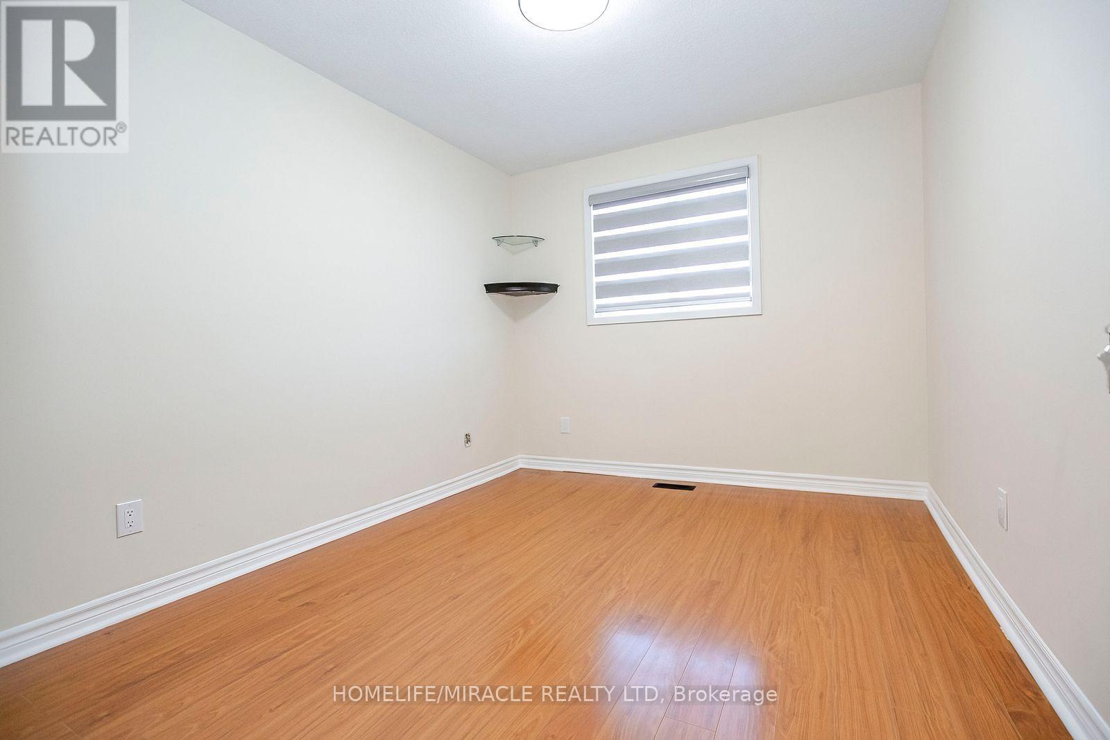 33 Adam Street Property Photo 28