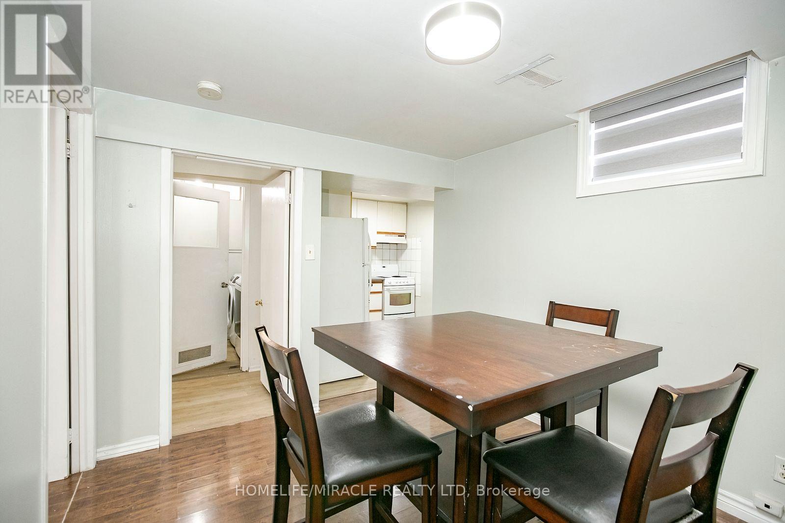 33 Adam Street Property Photo 42