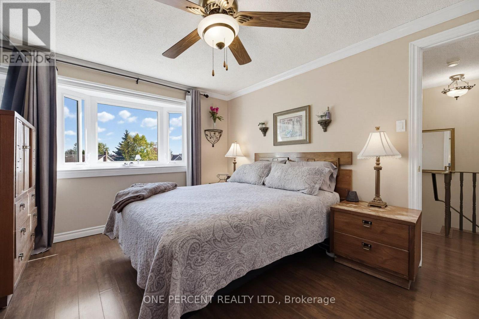 51 Courtleigh Square Property Photo 20