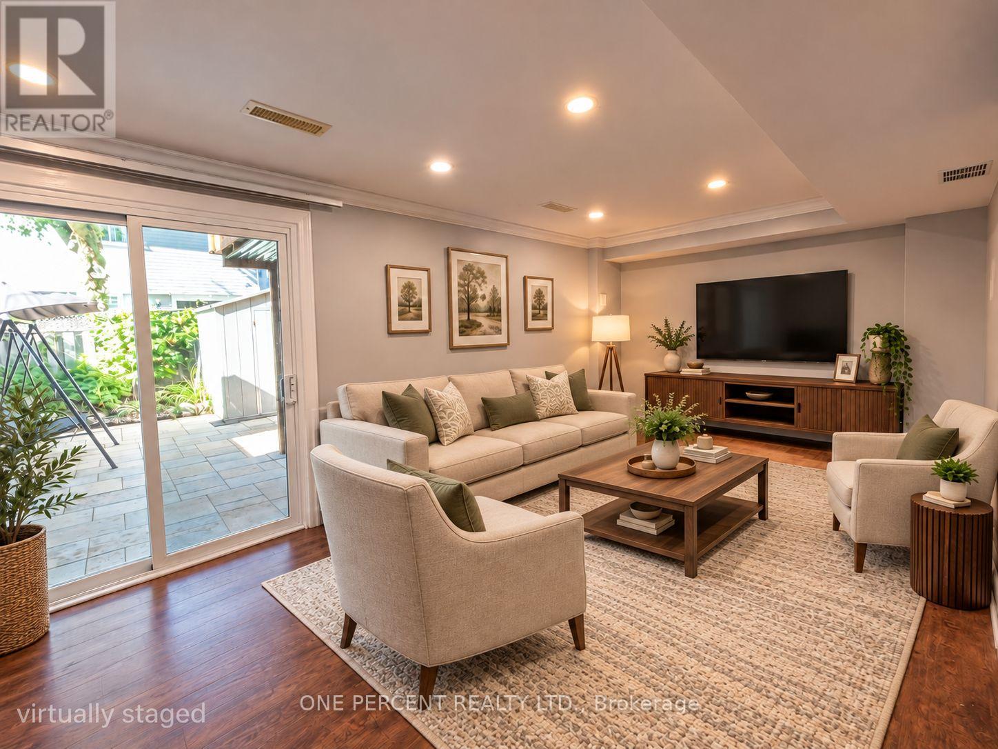 51 Courtleigh Square Property Photo 25