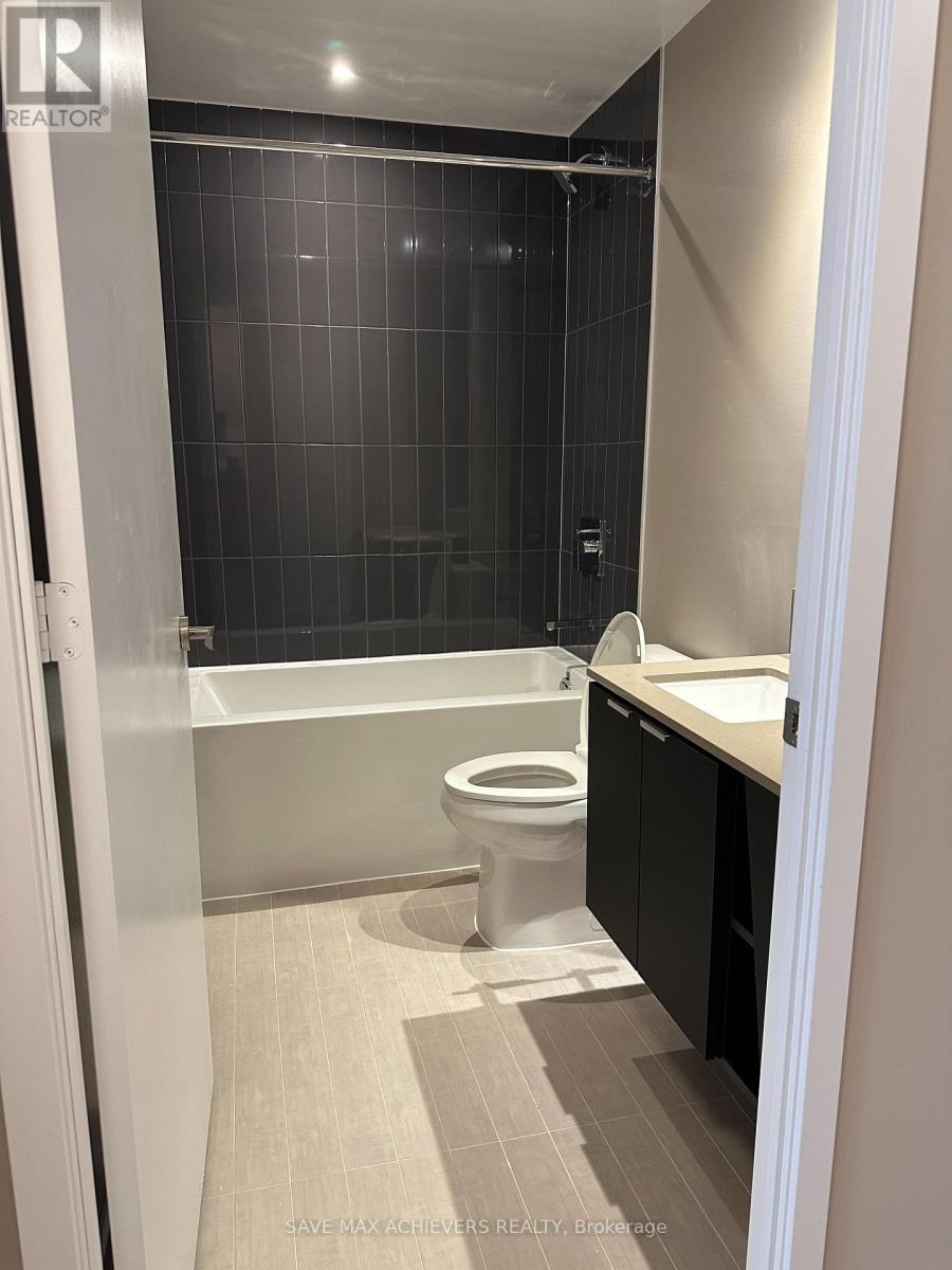 4705 - 3883 Quartz Road Property Photo 14