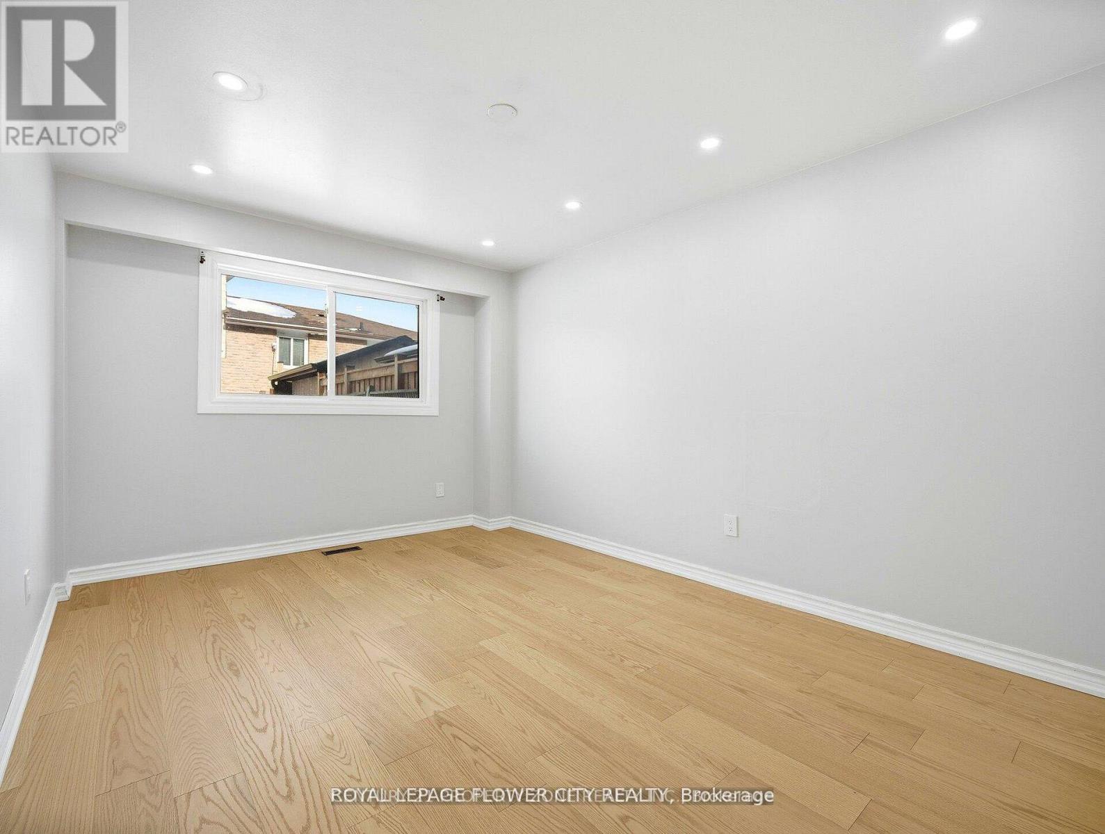 25 Abell Drive Property Photo 2
