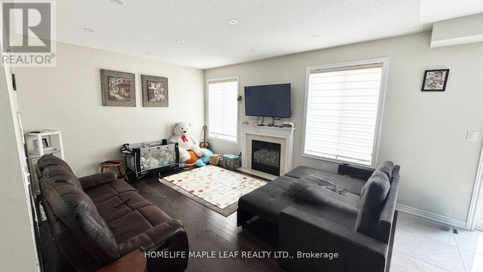 8 Ricardo Road Property Photo 2