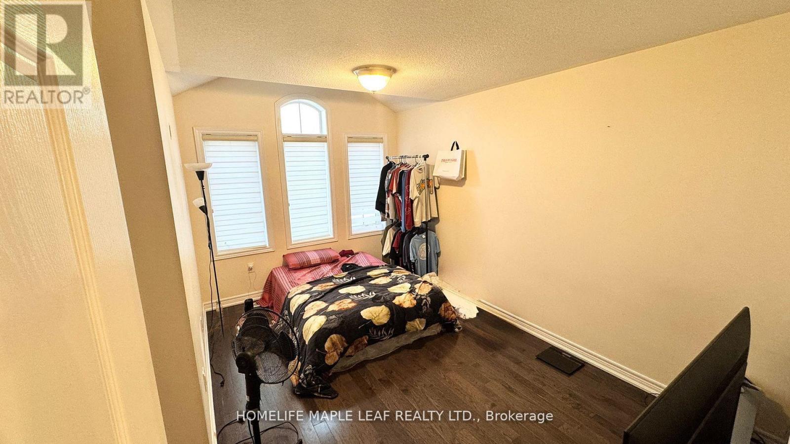 8 Ricardo Road Property Photo 9