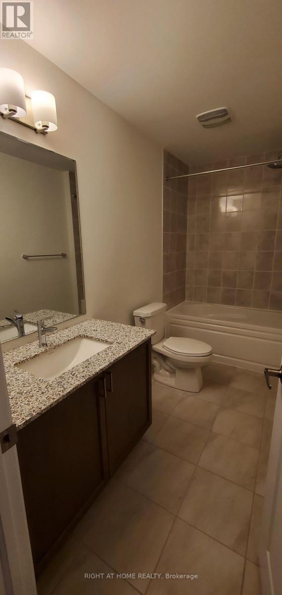 18 Kings Hill Drive Property Photo 16