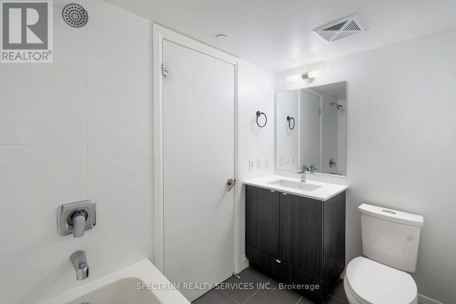 307 - 1461 Lawrence Avenue Property Photo 26