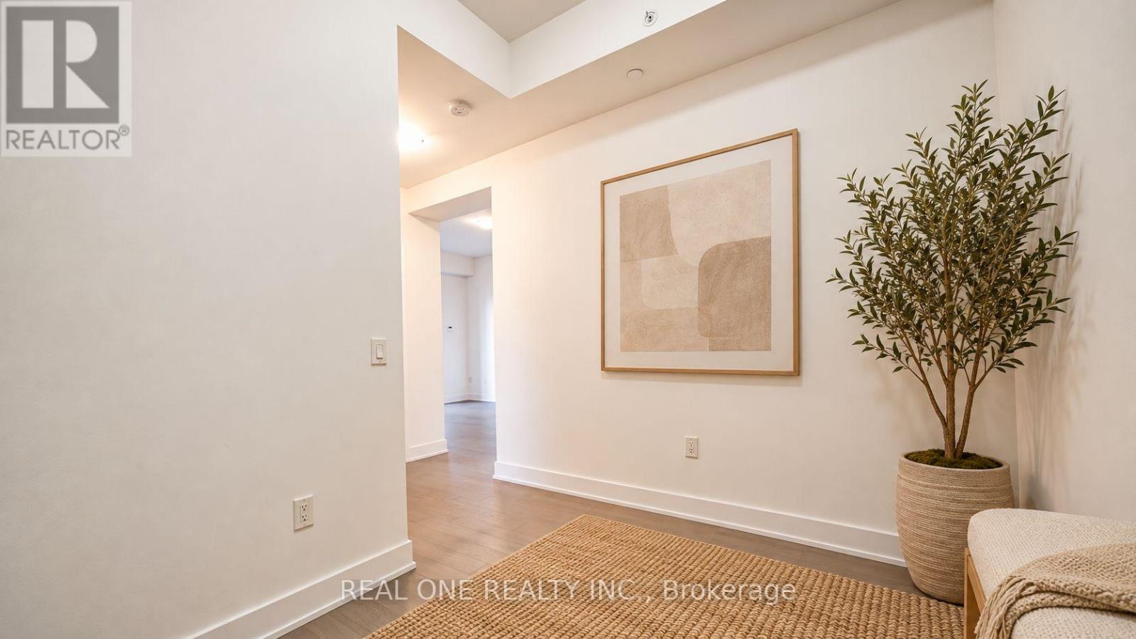 231 - 30 Shore Breeze Drive Property Photo 20
