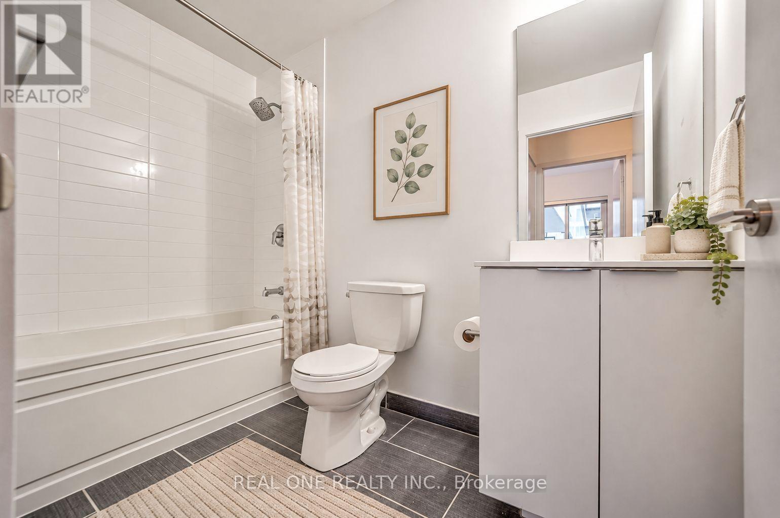 231 - 30 Shore Breeze Drive Property Photo 21