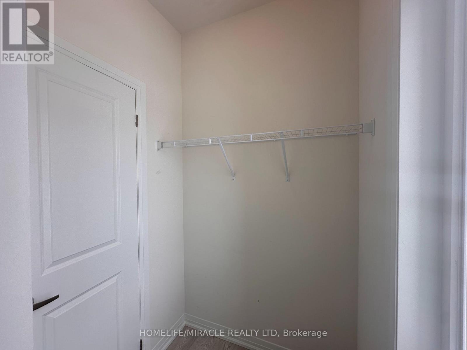 2 - 30 Skyridge Drive Property Photo 4