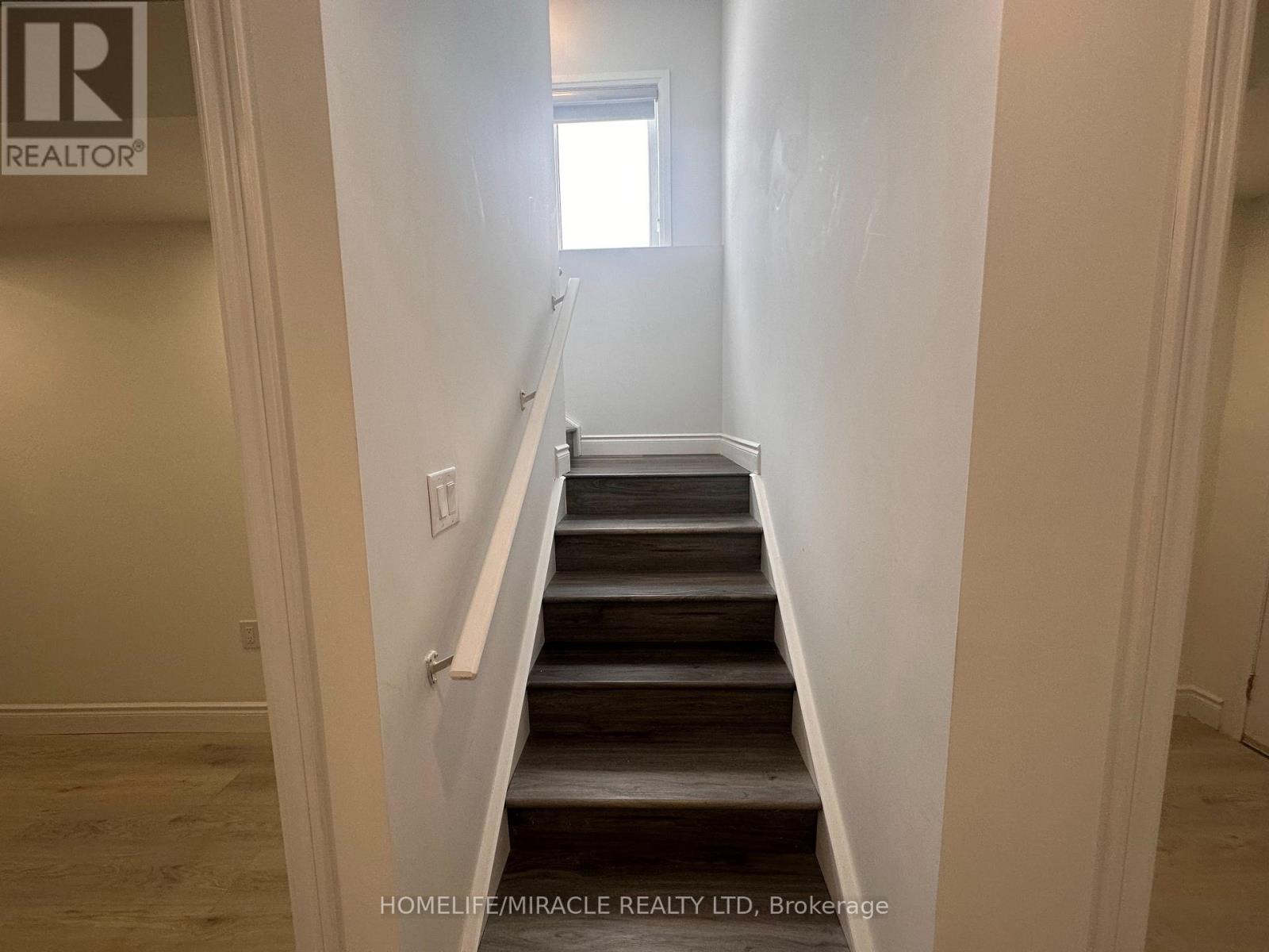 2 - 30 Skyridge Drive Property Photo 9