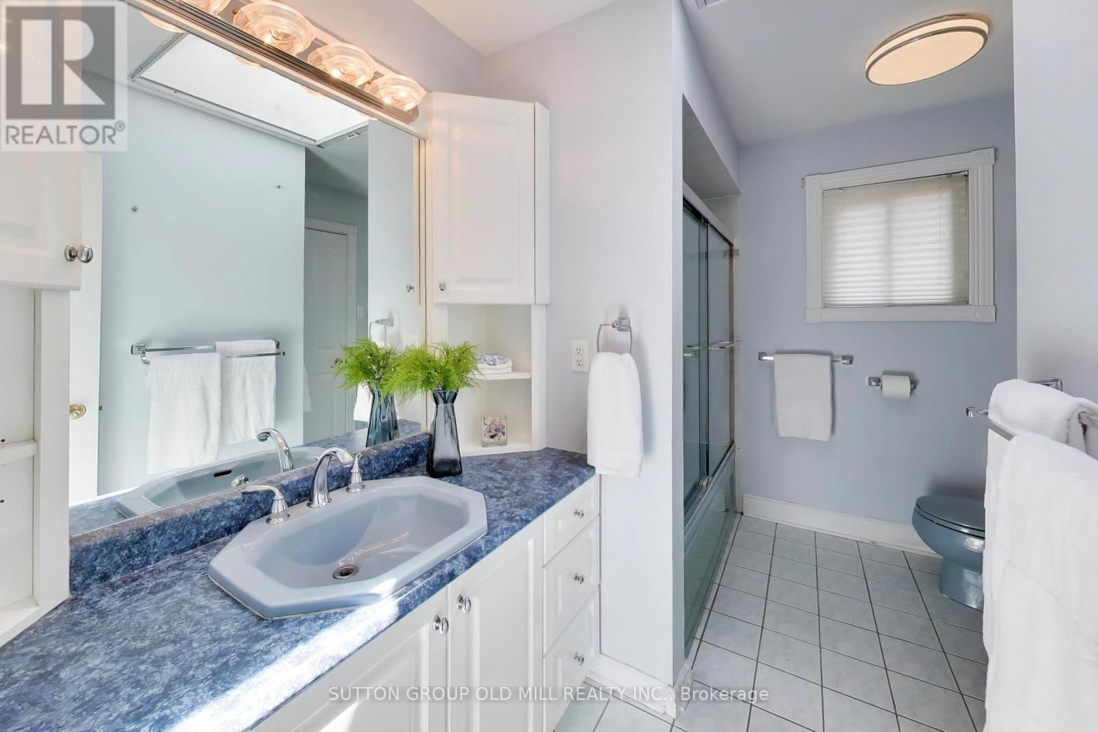251 Chalfield Lane Property Photo 21