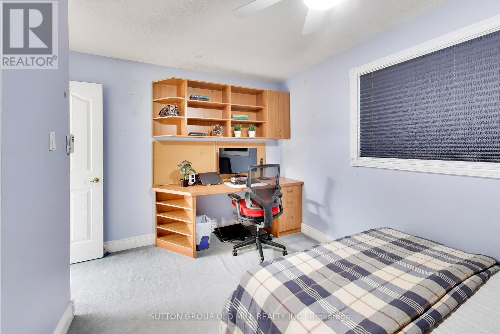 251 Chalfield Lane Property Photo 25