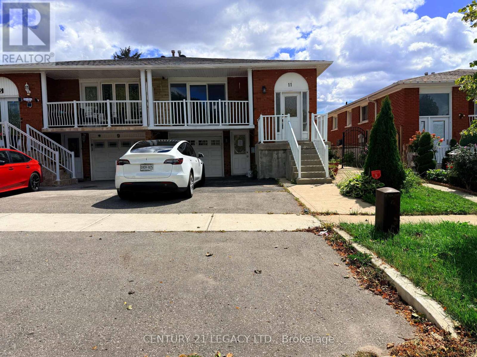 11 Tolton Drive Property Photo 2