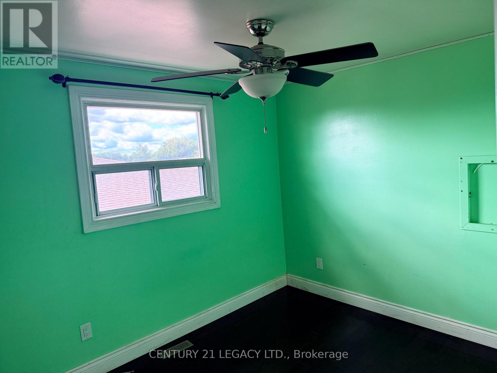 11 Tolton Drive Property Photo 15
