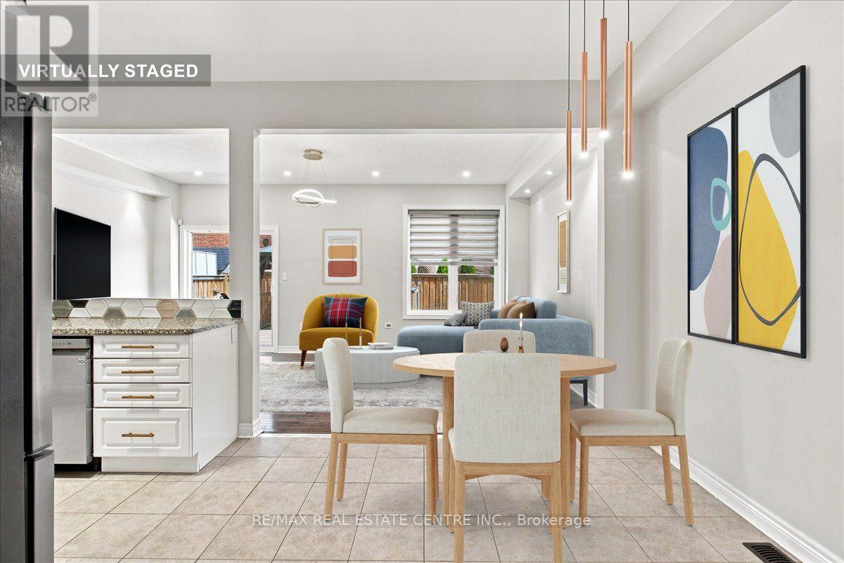 1053 Job Crescent Property Photo 7