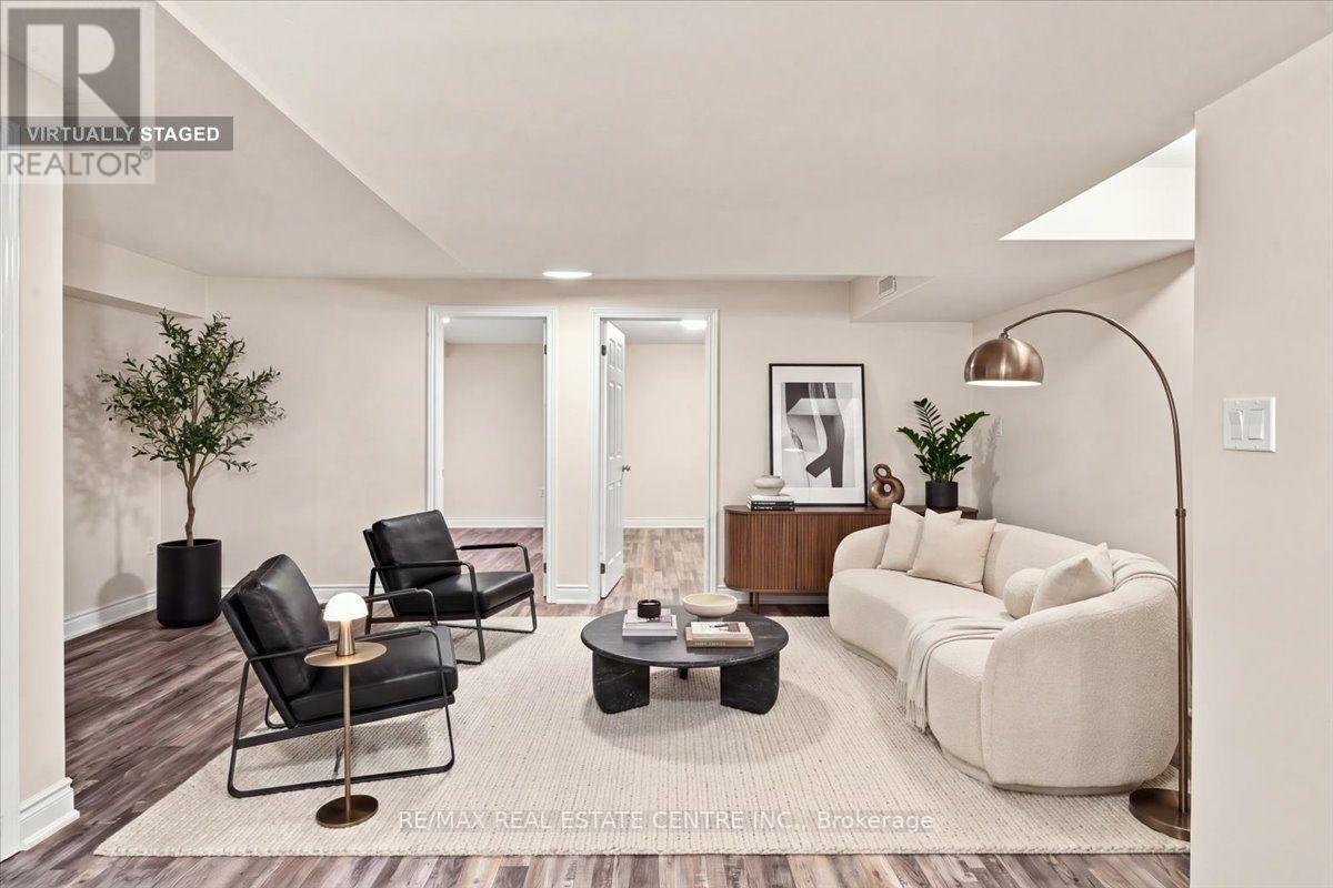 1053 Job Crescent Property Photo 34