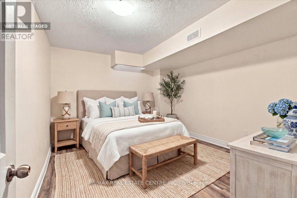 1053 Job Crescent Property Photo 37