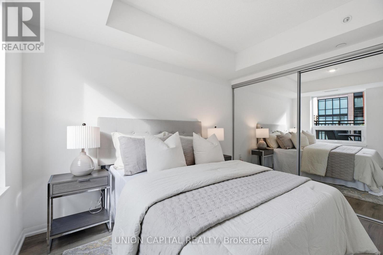 735 - 3091 Dufferin Street Property Photo 10