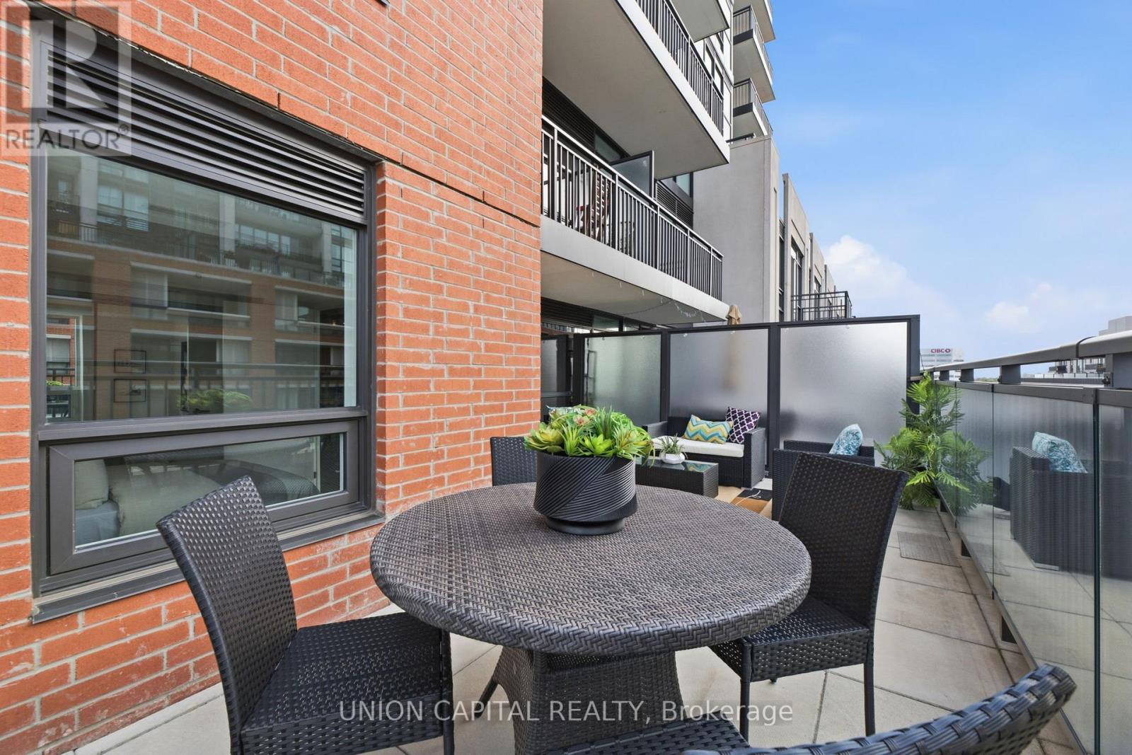 735 - 3091 Dufferin Street Property Photo 13