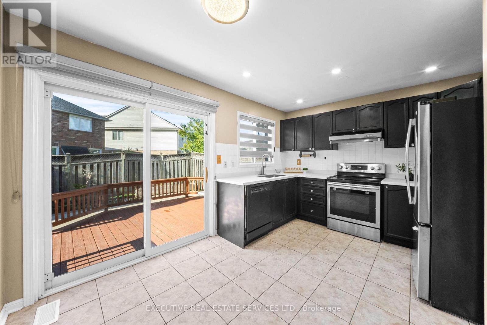 34 Worthington Avenue Property Photo 22