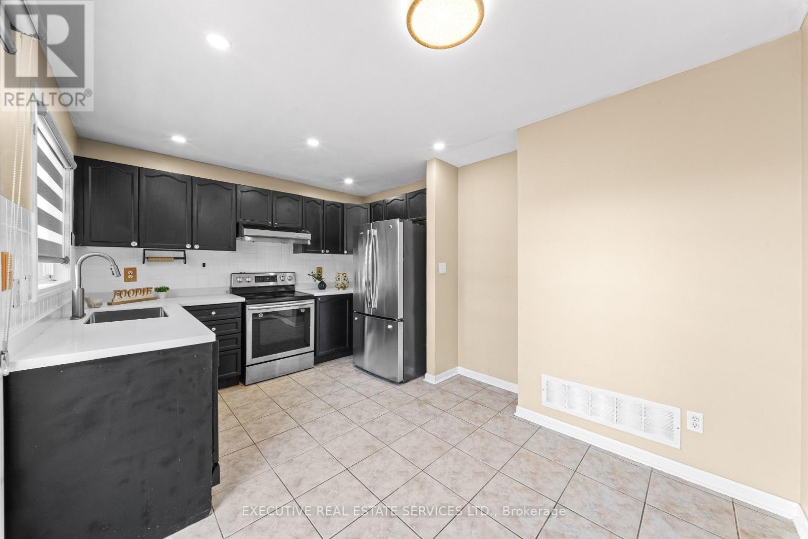 34 Worthington Avenue Property Photo 24