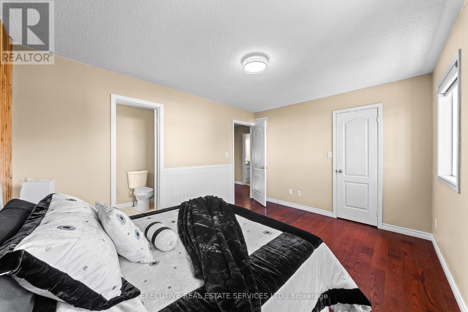 34 Worthington Avenue Property Photo 29